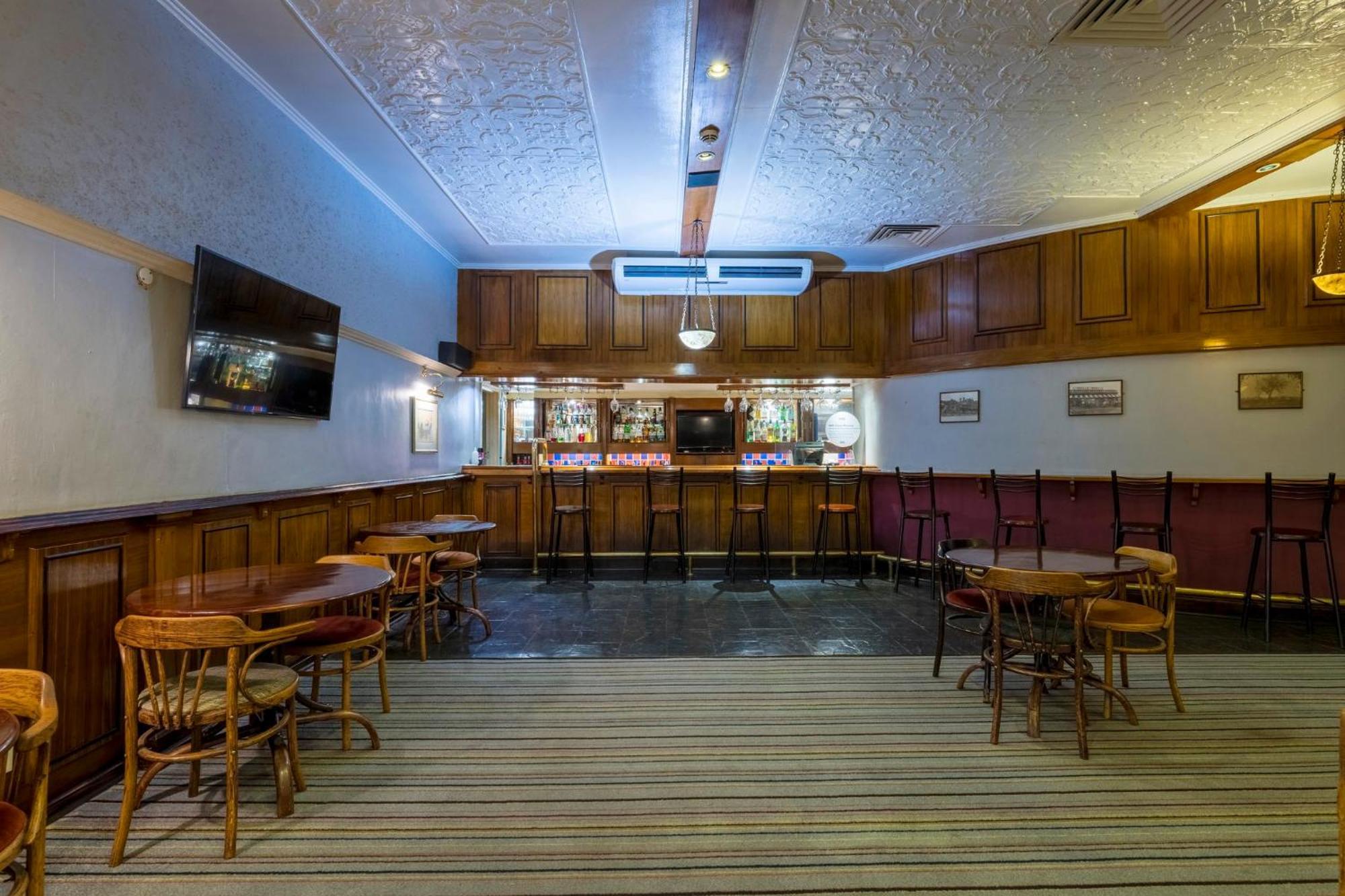 Holiday Inn - Bulawayo By Ihg Exterior photo