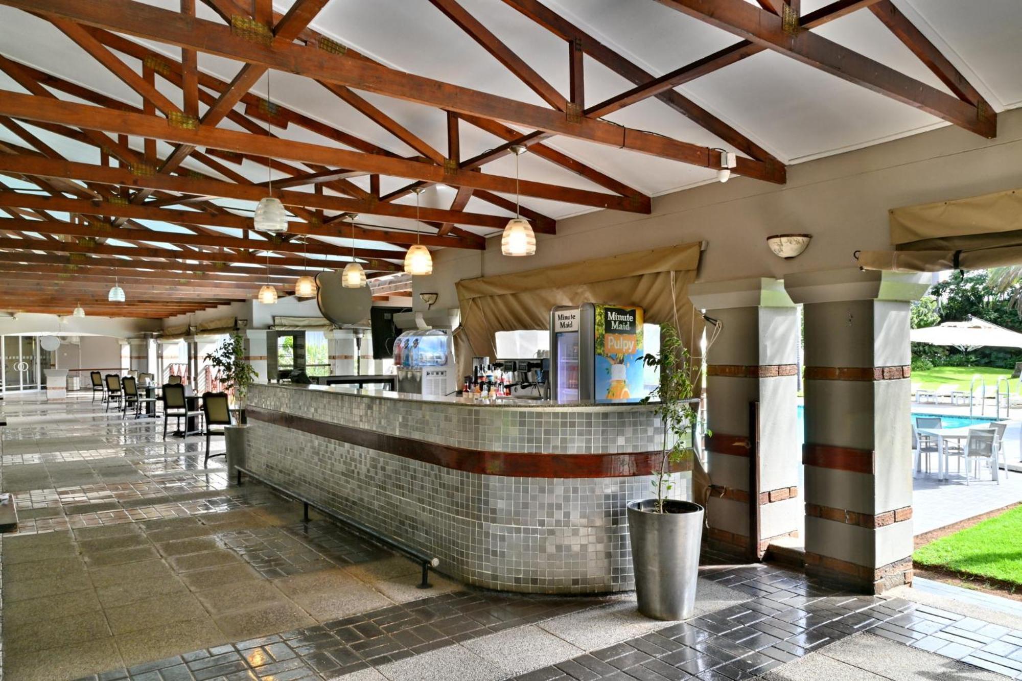 Holiday Inn - Bulawayo By Ihg Exterior photo