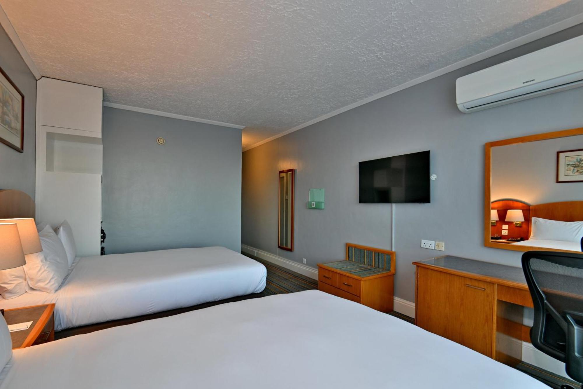 Holiday Inn - Bulawayo By Ihg Exterior photo